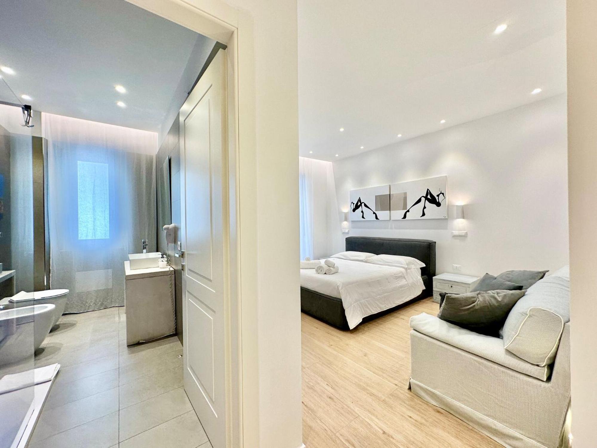 Вилла Spacious House In The Heart Of Cagliari With Terrace Экстерьер фото
