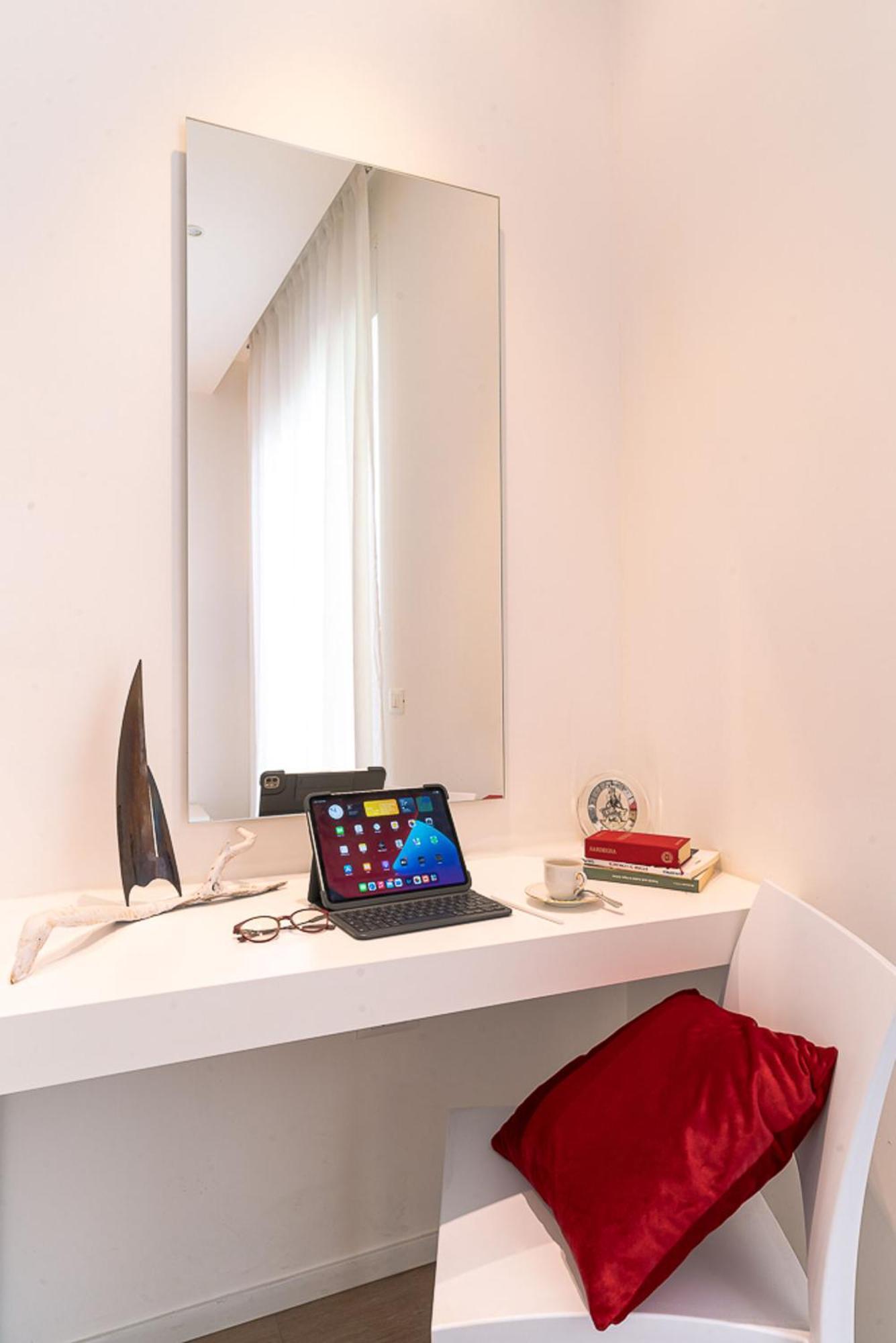 Вилла Spacious House In The Heart Of Cagliari With Terrace Экстерьер фото