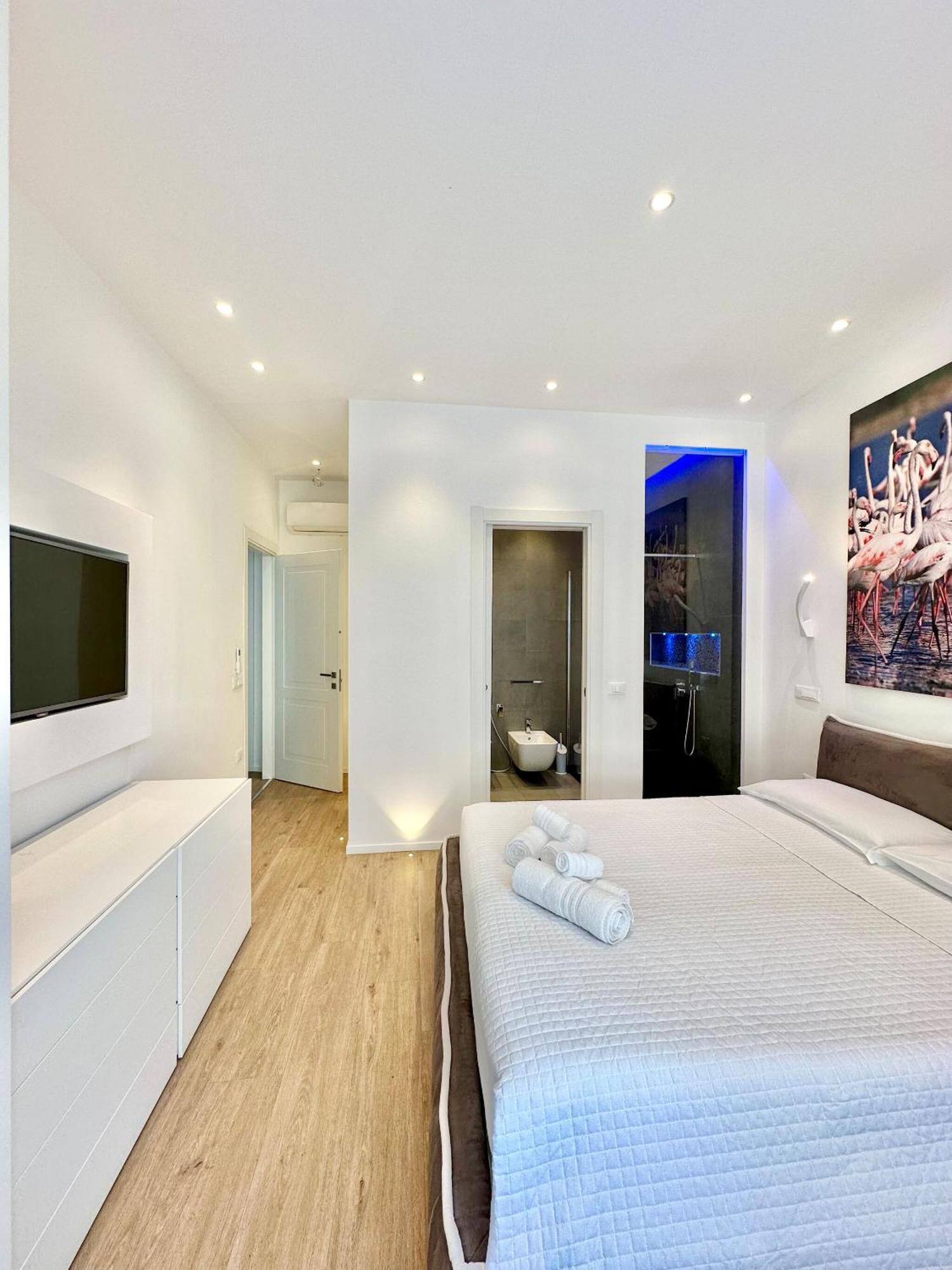 Вилла Spacious House In The Heart Of Cagliari With Terrace Экстерьер фото